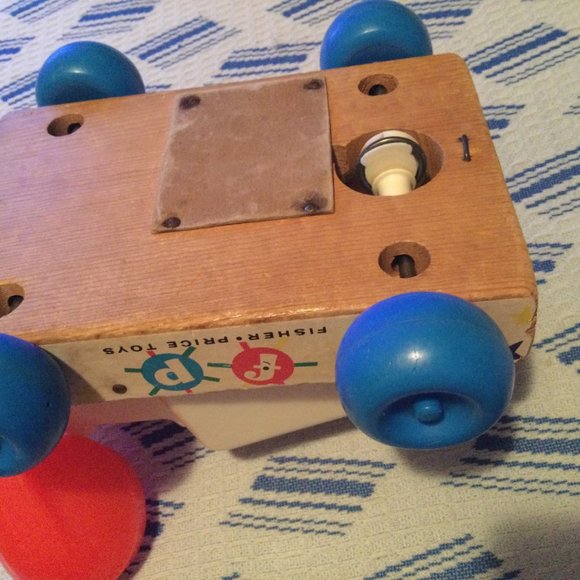 Vintage toy car telephone dial Fisher Price wood base - Picture 5 of 5